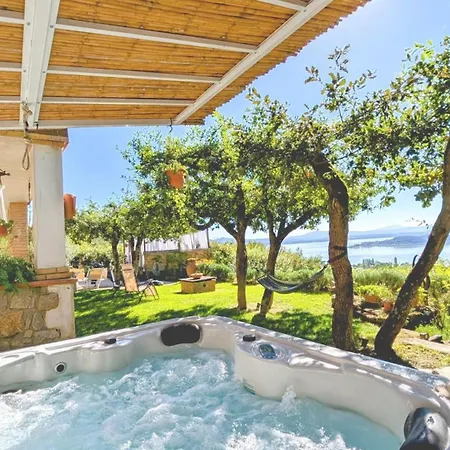 Vista Con Jacuzzi E Campo Volley Casa de Férias
