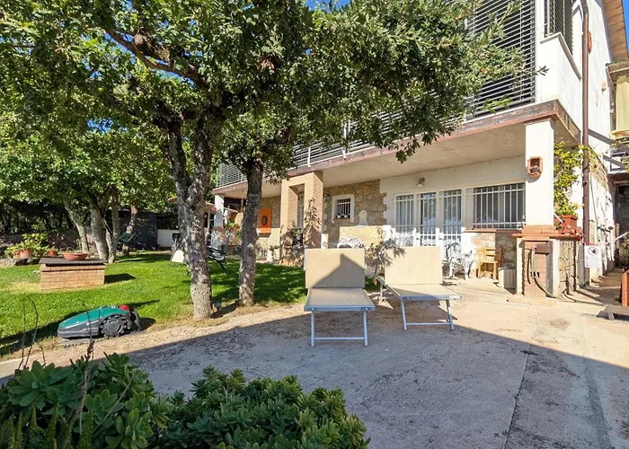 Vista Con Jacuzzi E Campo Volley *