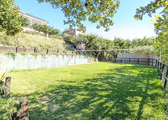 Vista Con Jacuzzi E Campo Volley *